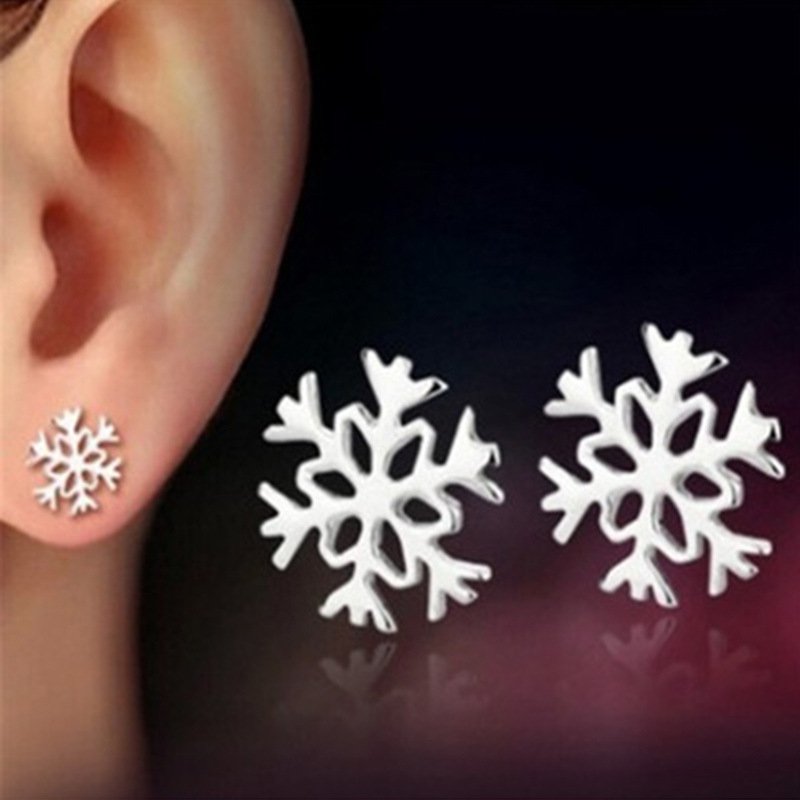 Sterling Silver Needle Snowflake Stud Earrings Simple and Popular Flower Christmas Gift Ornaments Elementary Earrings Female Student Earrings