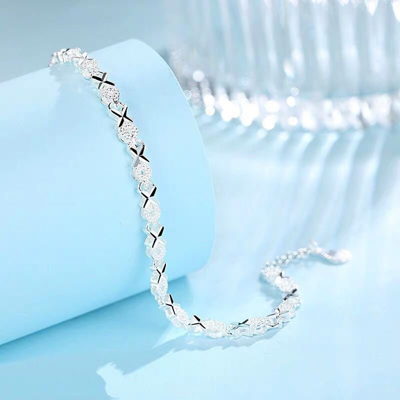 Silver bracelet fashion small fish simple and sweet personality diamond-studded multi-diamond bracelet white copper