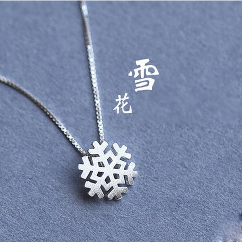 Plain silver snowflake silver female short clavicle chain fresh and simple brushed pendant accessories spring and summer version