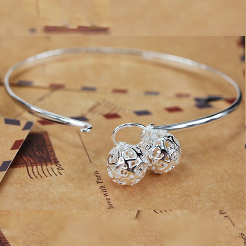 Hollow Ball Bracelet 925 Silver Bracelet Direct Sales White Copper Bracelet Small Bell Bracelet